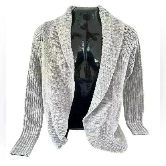 Women's Gray Burton Cardigan Size S Small New with Tags Long Sleeve Warm‎ - Picture 1 of 10